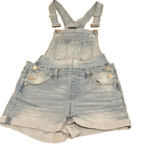 𝅺blue Spice overall shorts, size 5, belt loops, in good condition